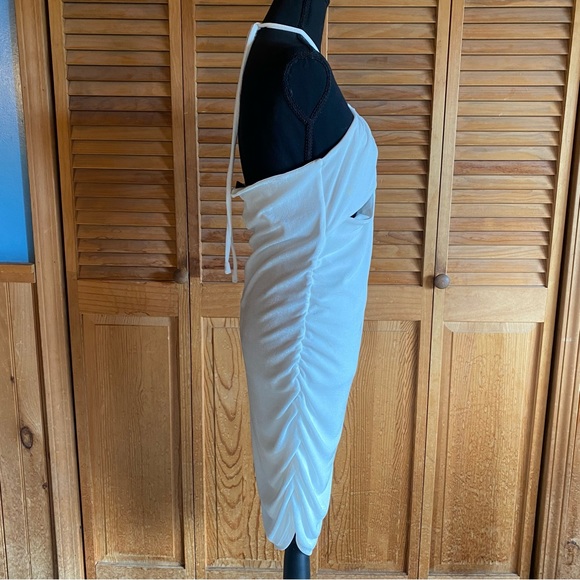 🎉HP🎉 🤍LuLu’s, Size XL, “Saw You Staring”, Asymmetrical Cutout Bodycon Dress - Picture 11 of 16